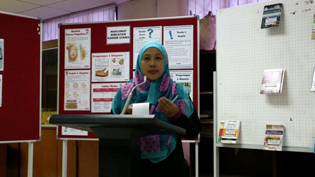 Penyelaras Program, Dr. Fazilah Husin